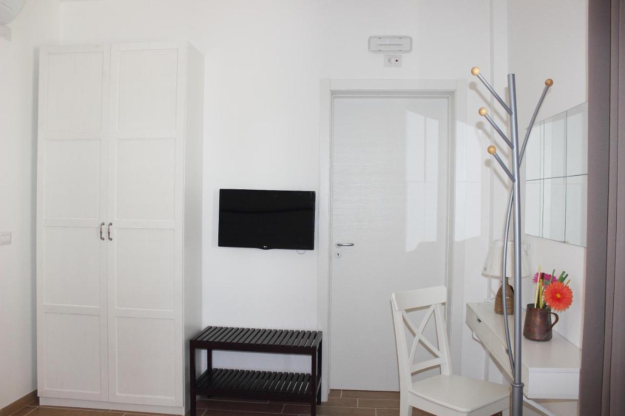 Chibia Casa Vacanze San Pietro in Bevagna Buitenkant foto